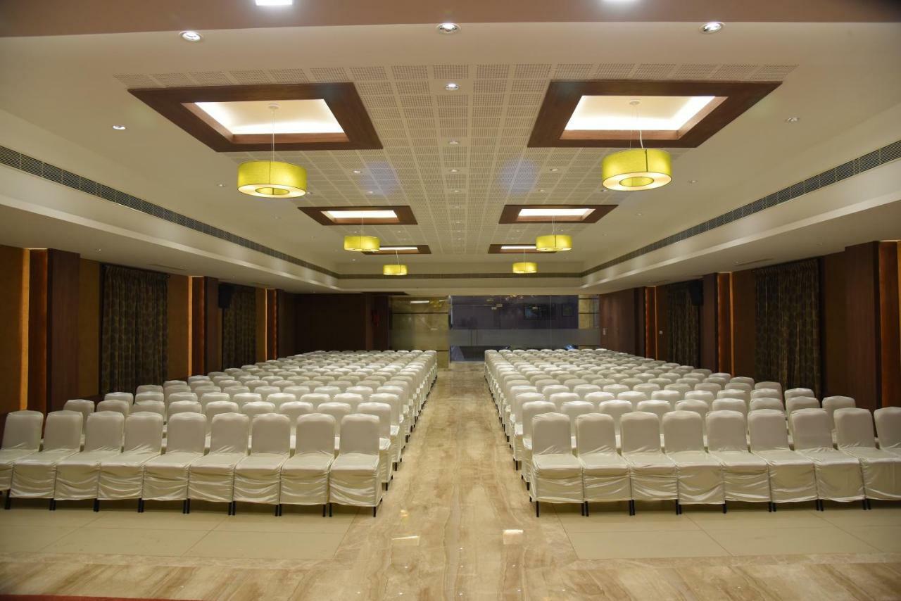 Hotel Rathna Residency à Erode Extérieur photo