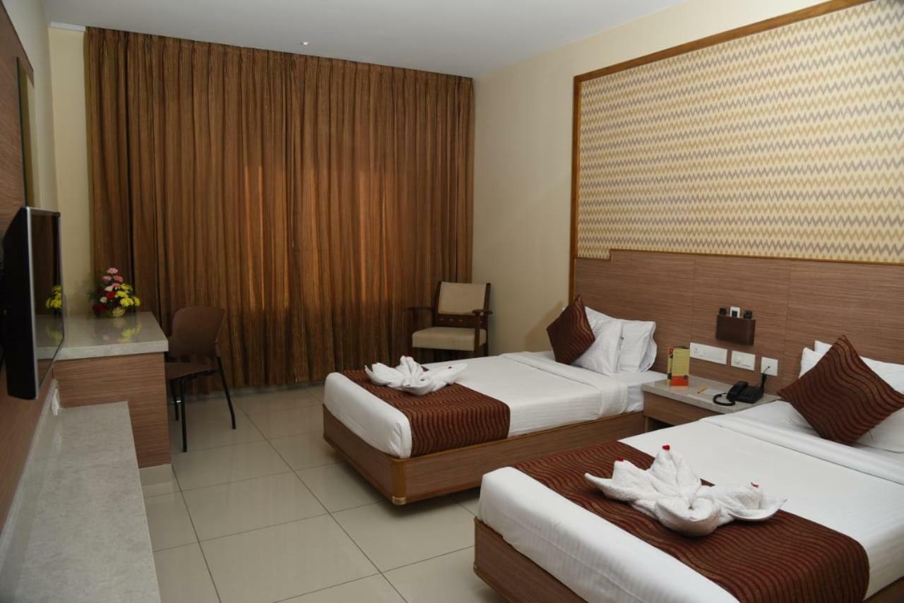 Hotel Rathna Residency à Erode Extérieur photo